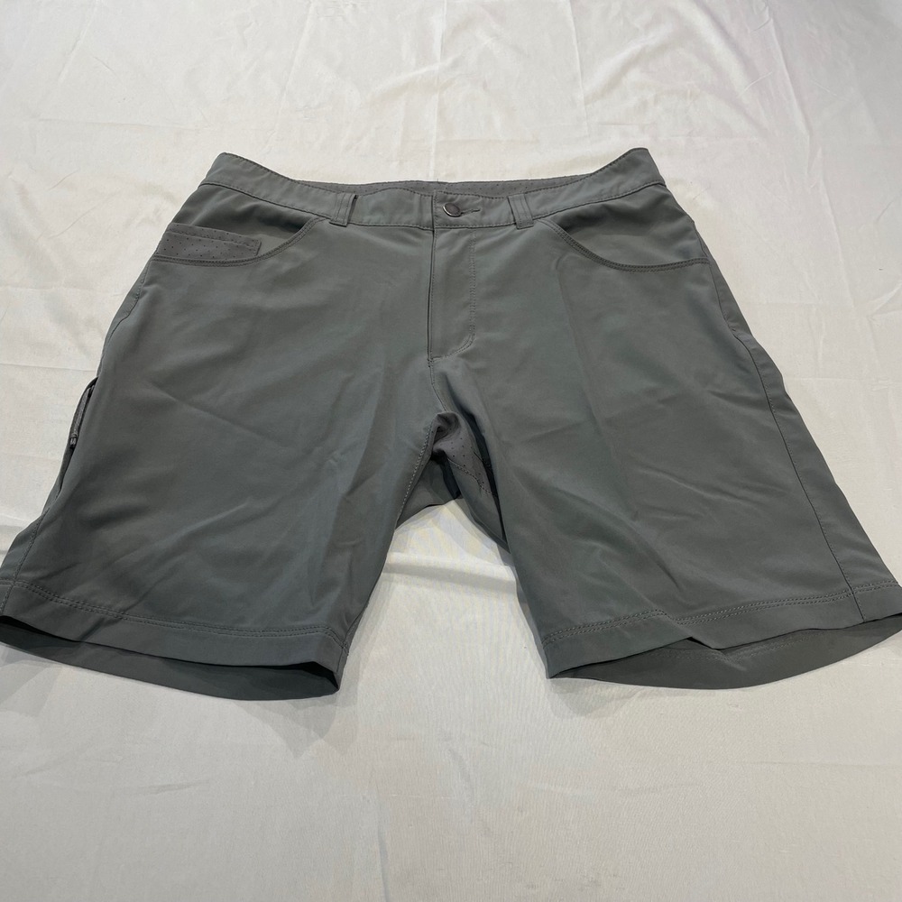 Columbia Mens Gray Performance Hiking Shorts Size 32 9in Inseam AO0348 Stretch